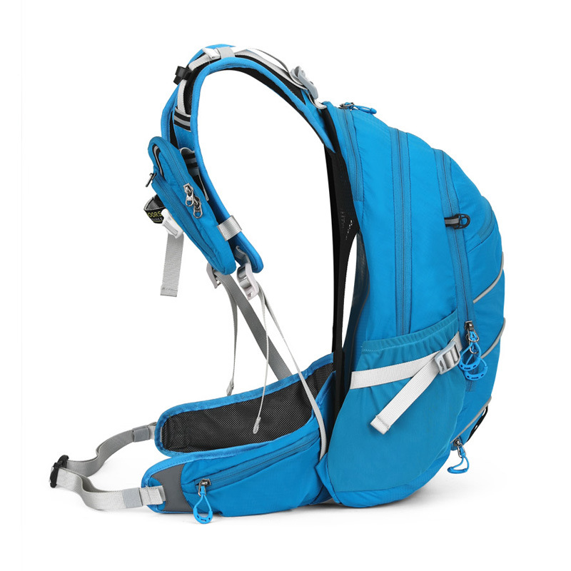 Material selection of mountaineering bag