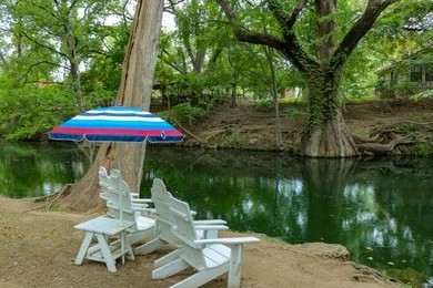 Outdoor Dining Set with Umbrella Buying Guide: Best Tips And Trends