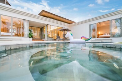 Custom Patio Umbrella Buying Guide