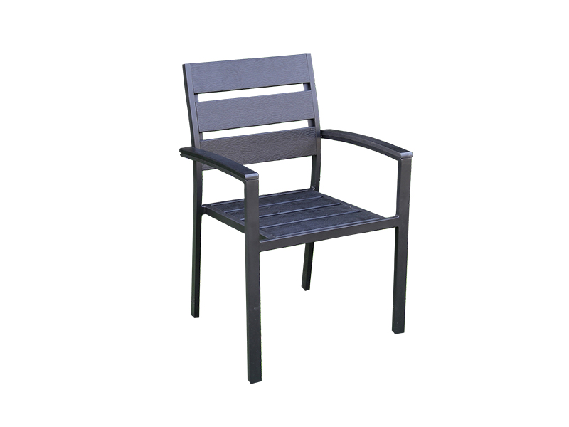  Introduction for outdoor plastic wood table and chair