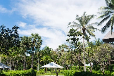 Can Umbrellas Be Used As Parasols