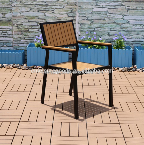 Uplion Outdoor Coffee Table And Chair