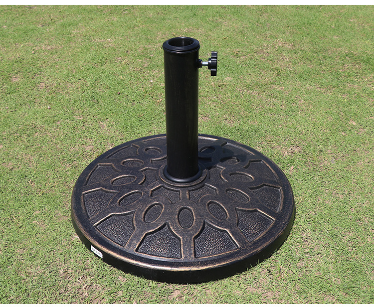 Features of resin umbrella base